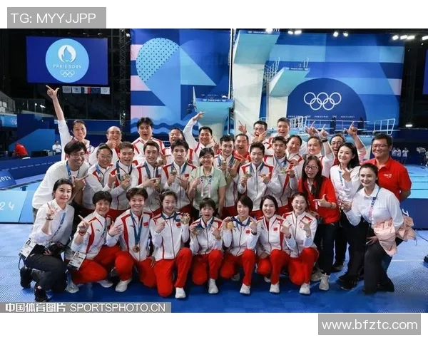 南京网球队在全国网球耐力排行榜中荣获第三名的辉煌成绩