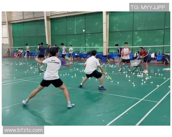 广州羽毛球队在总决赛中的蜕变与新篇章探索之旅 广州羽毛球队在总决赛中的蜕变与新篇章探索之旅